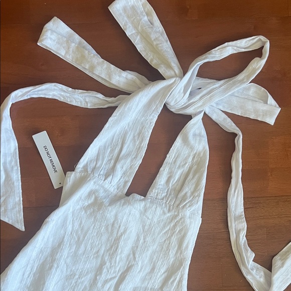 Princess Polly Halter Dress - Picture 2 of 5